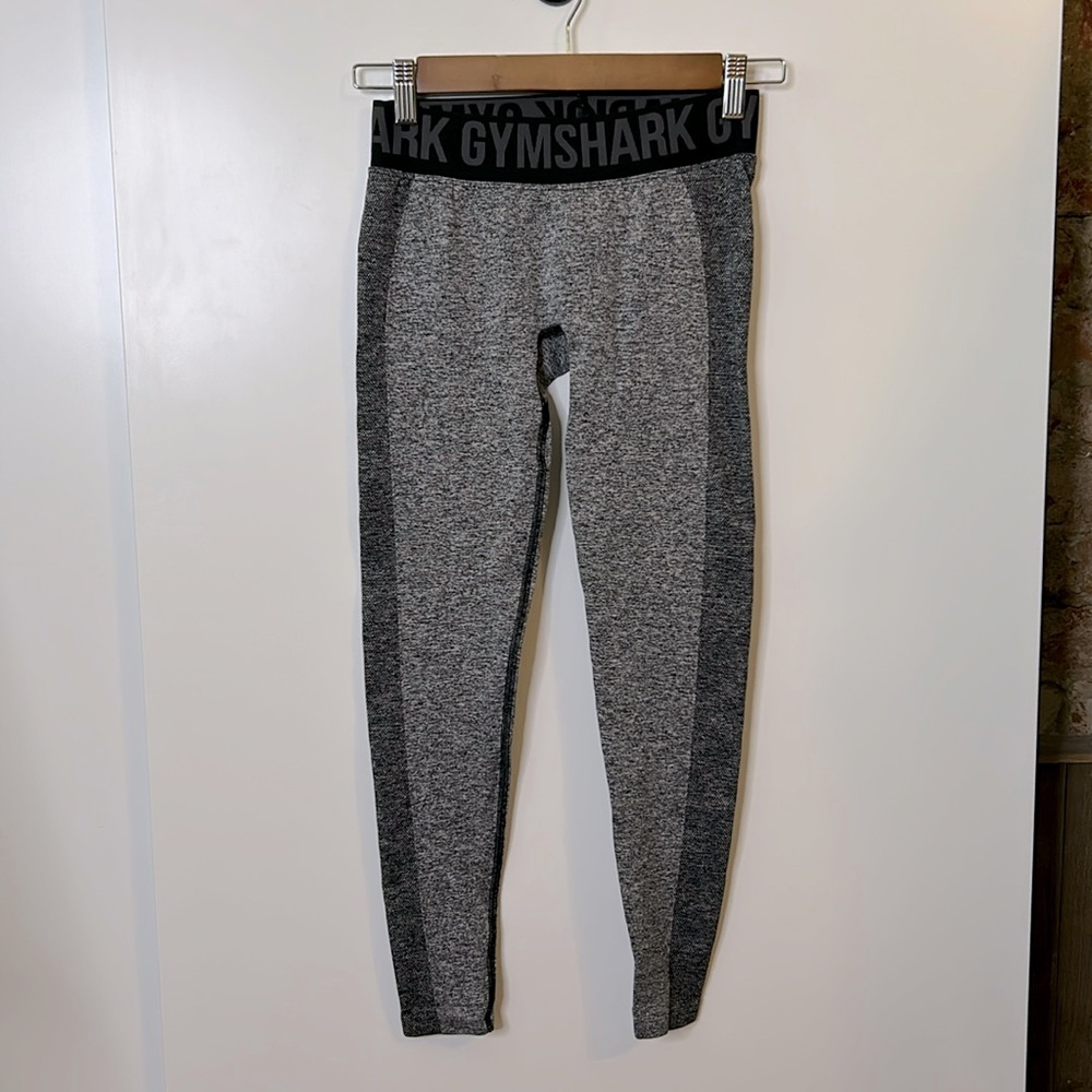 GUM SHARK SEAMLESS LIFTING LEGGING GRAY
